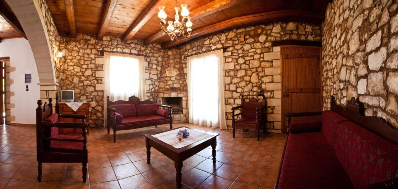 Tsivaras Villas Экстерьер фото